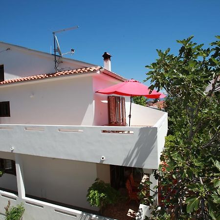 Apartments Reljic With Terrace باشْكا المظهر الخارجي الصورة