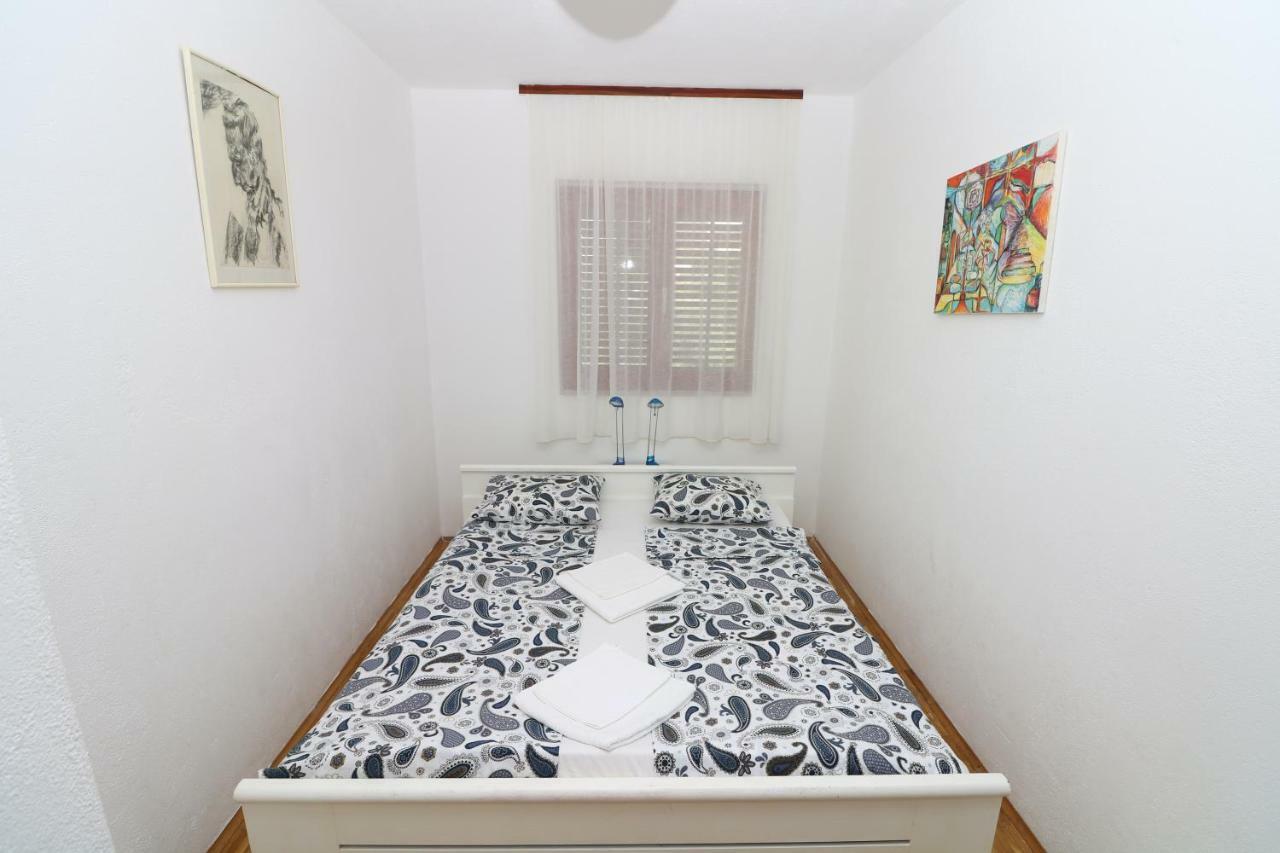 Apartments Reljic With Terrace باشْكا المظهر الخارجي الصورة