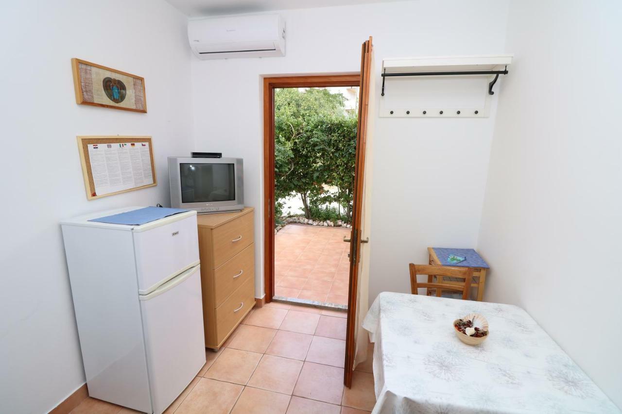 Apartments Reljic With Terrace باشْكا المظهر الخارجي الصورة
