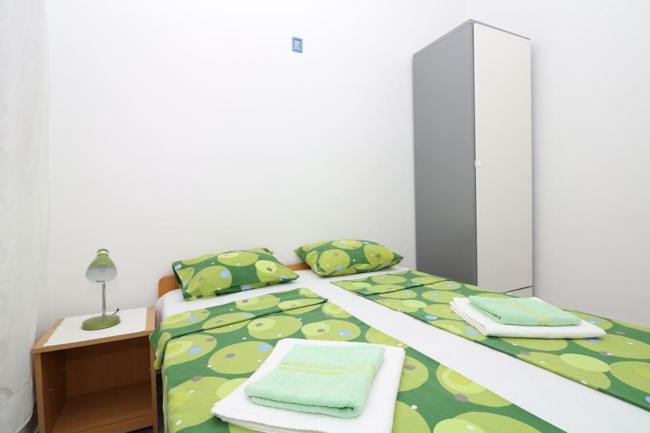 Apartments Reljic With Terrace باشْكا المظهر الخارجي الصورة