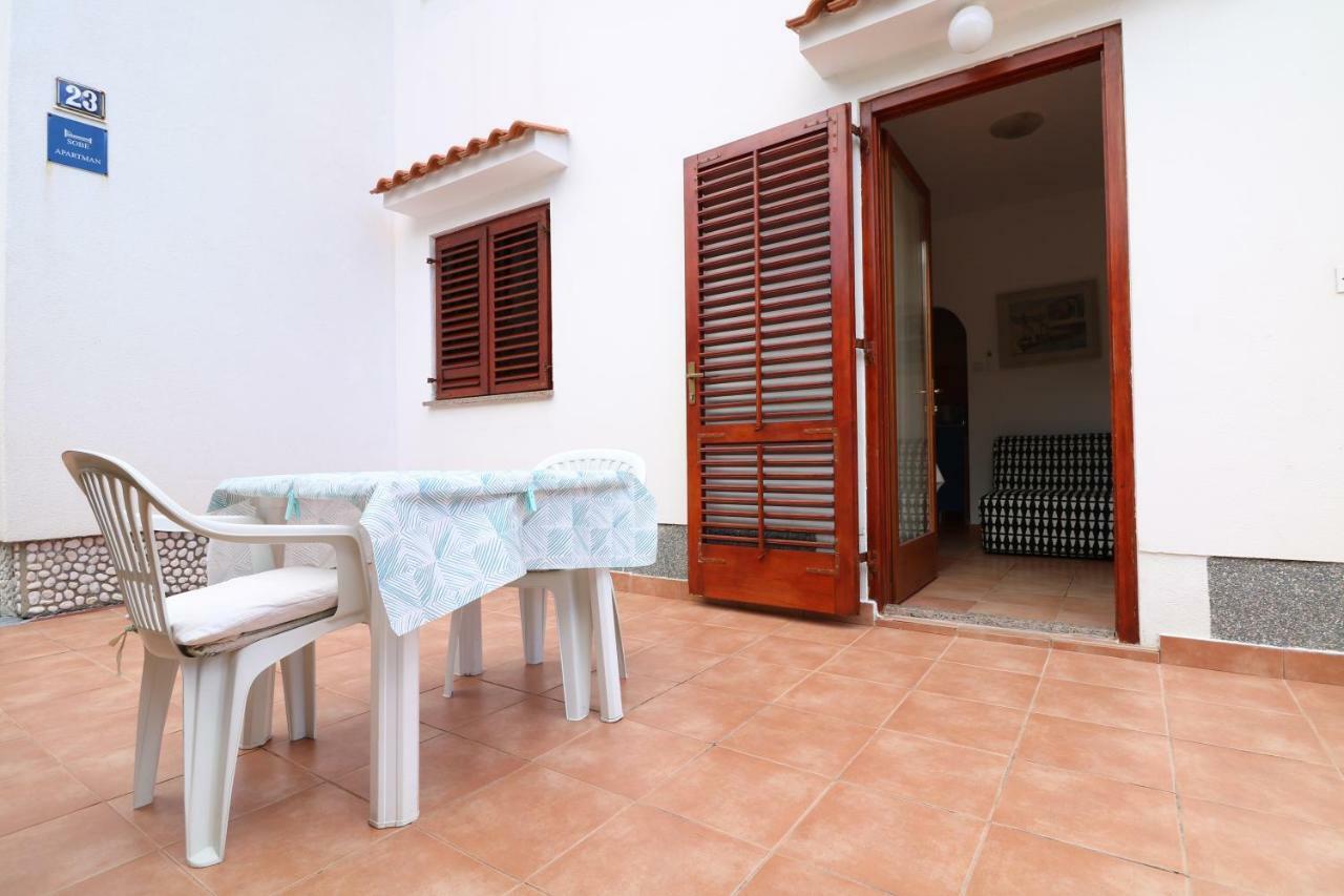 Apartments Reljic With Terrace باشْكا المظهر الخارجي الصورة