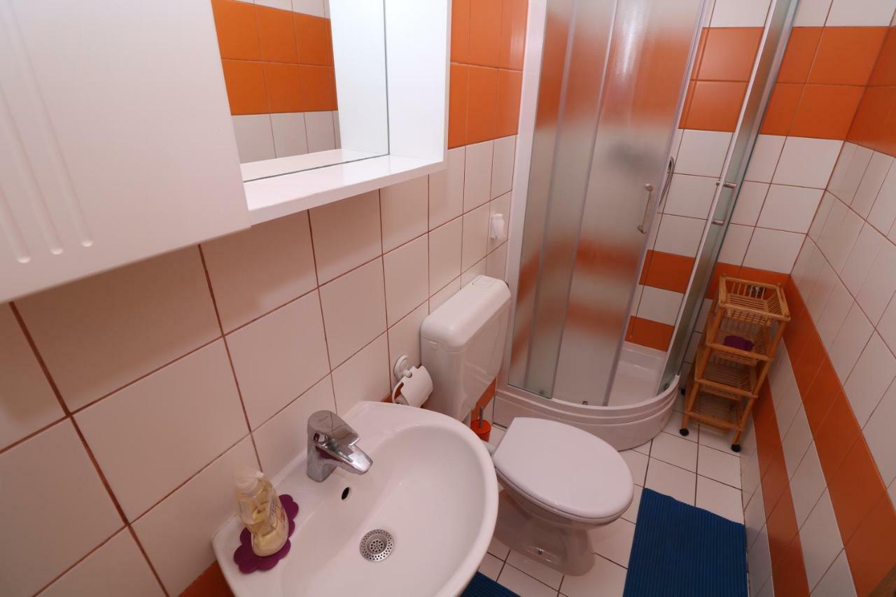 Apartments Reljic With Terrace باشْكا المظهر الخارجي الصورة